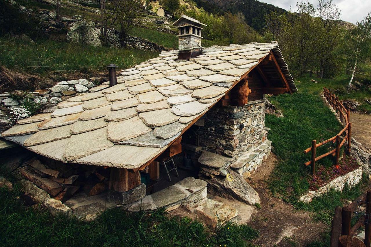 L'Or D'Echallogne - Chambre D'Hotes Arnad Exterior photo